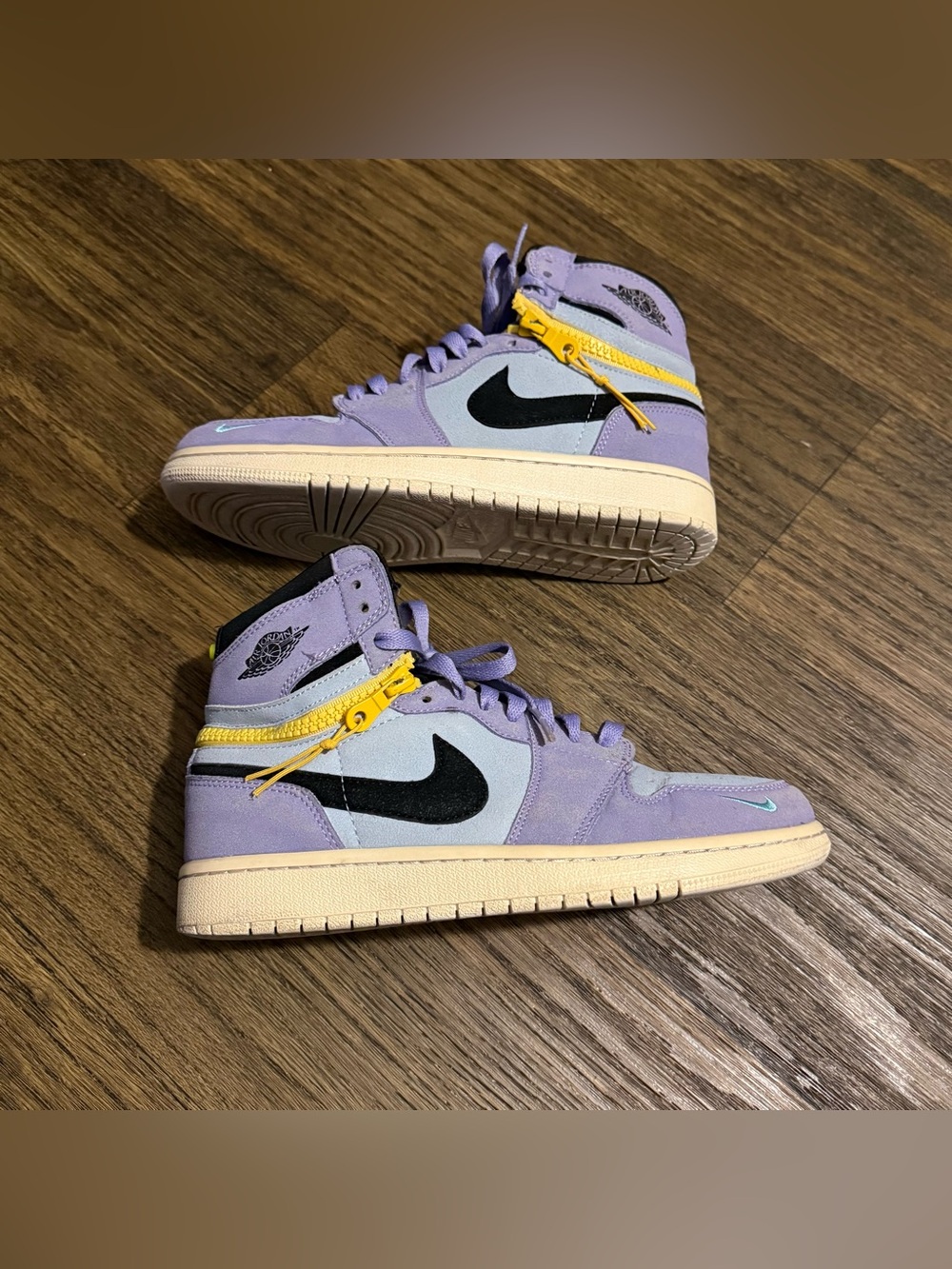 Air Jordan 1 High Zoom CMFT “Lemon Twist” – Women’s Size 8 - Picture 8 of 10